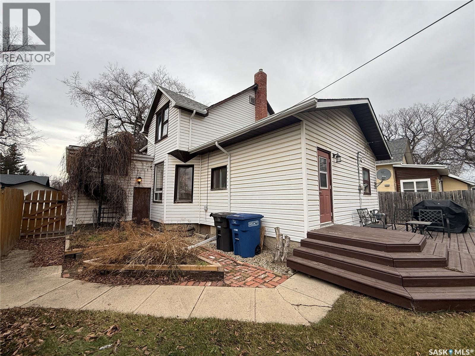 732 6Th Street, Humboldt, SK - Outdoor With Deck Patio Veranda