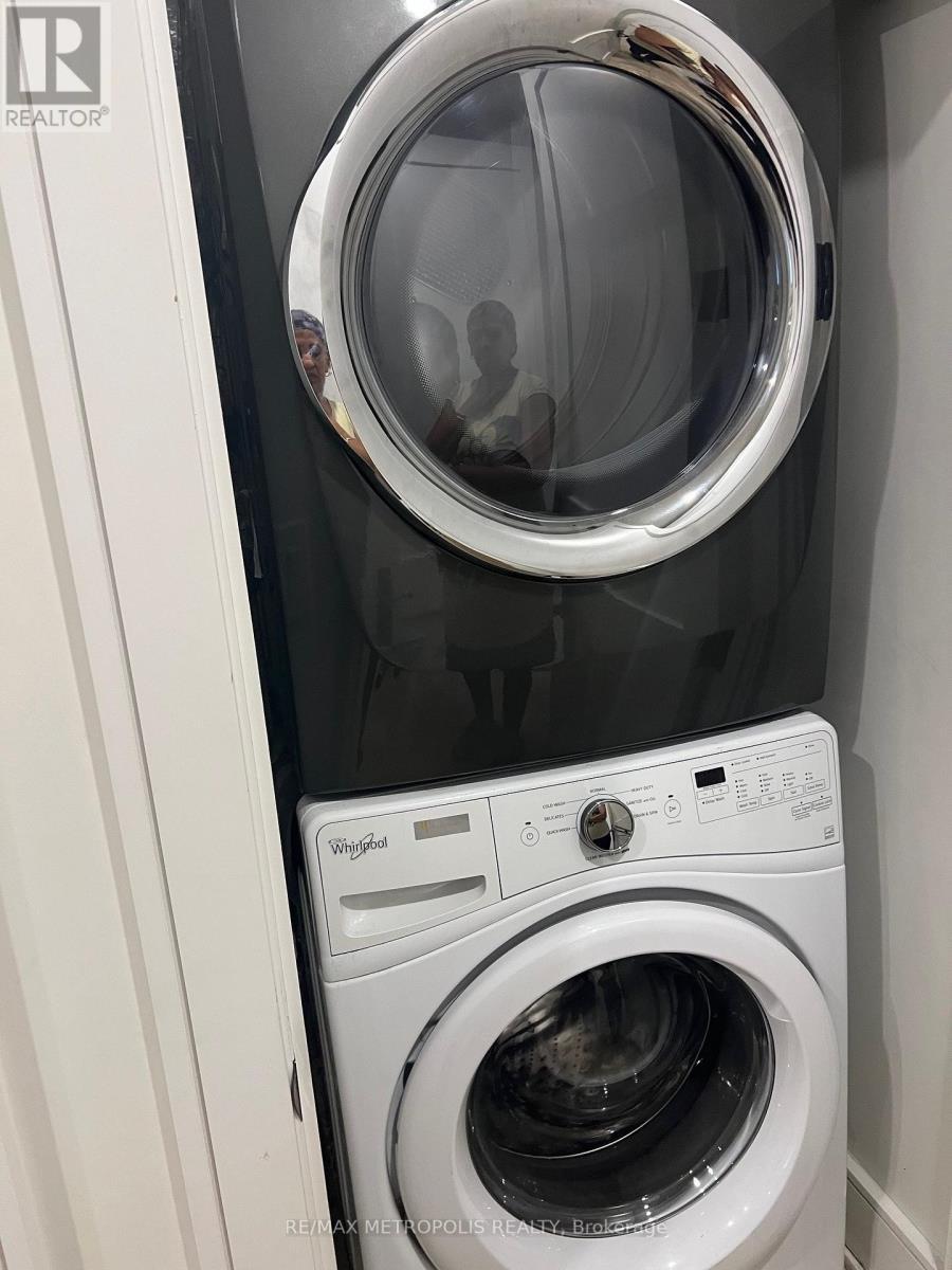 Lower - 94 Marilake Drive, Toronto, ON - Indoor Photo Showing Laundry Room