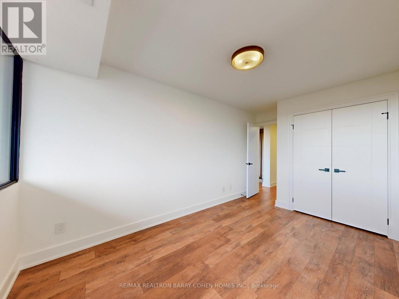 705 - 8111 Yonge Street, Markham, ON - Indoor Photo Showing Other Room