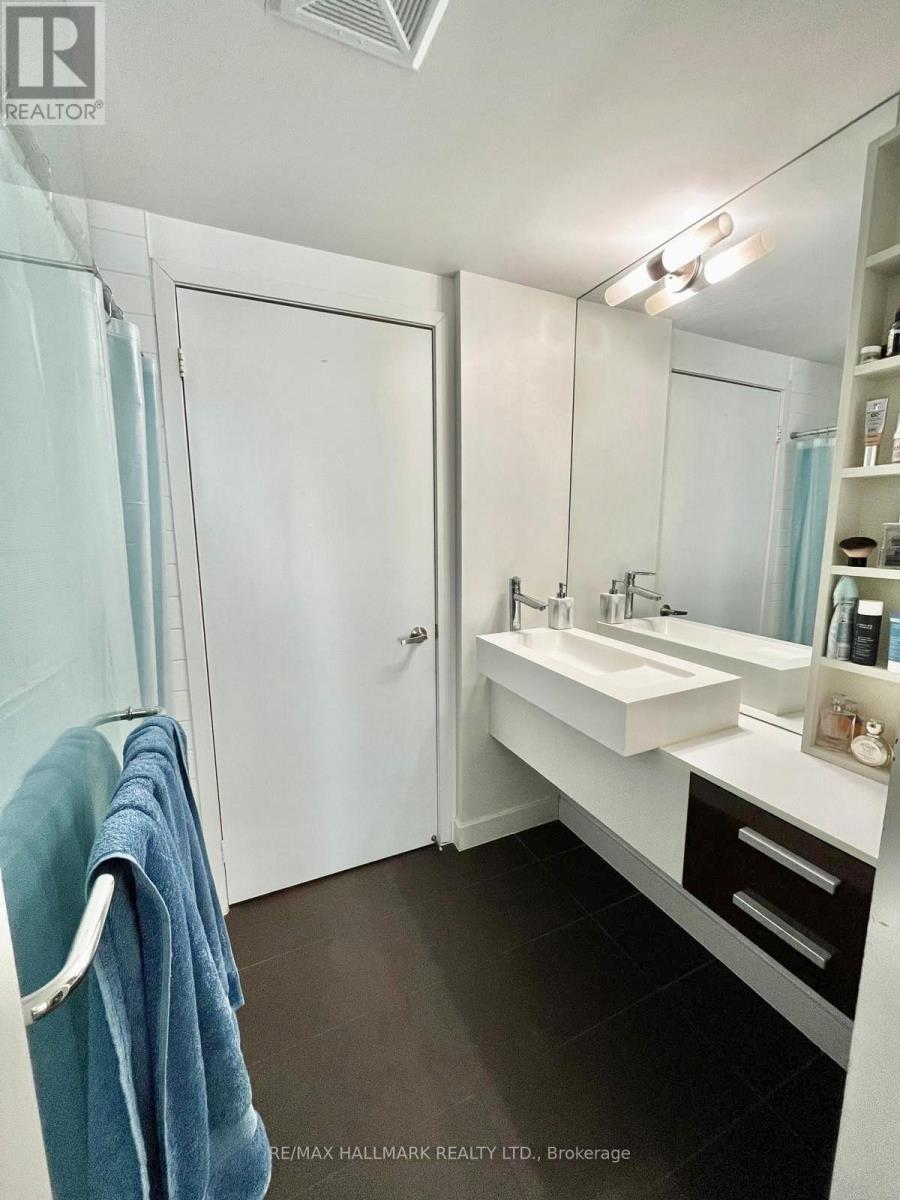 710 - 38 Dan Leckie Way, Toronto, ON - Indoor Photo Showing Bathroom