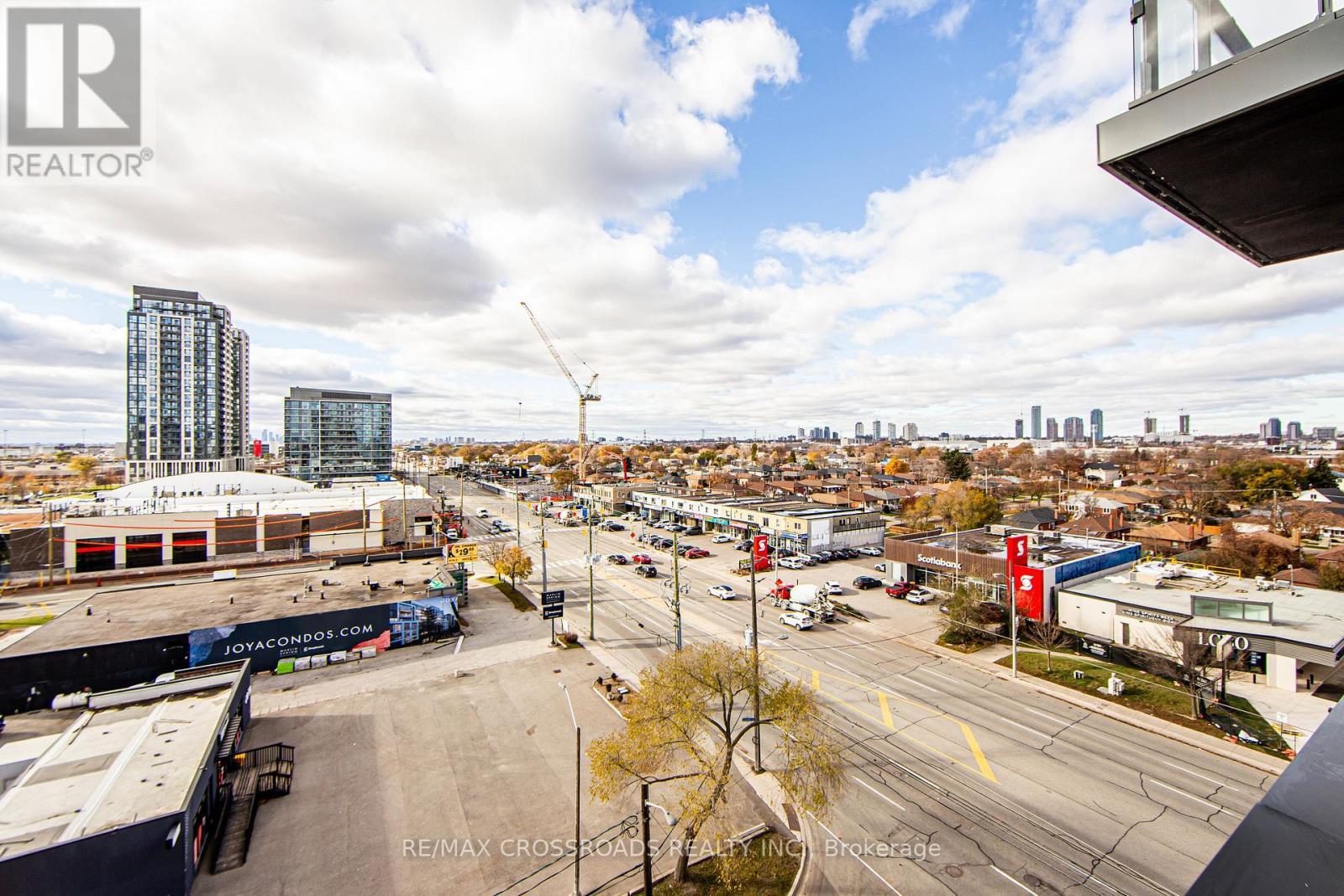 614 - 1037 The Queensway, Toronto, ON - Outdoor With View