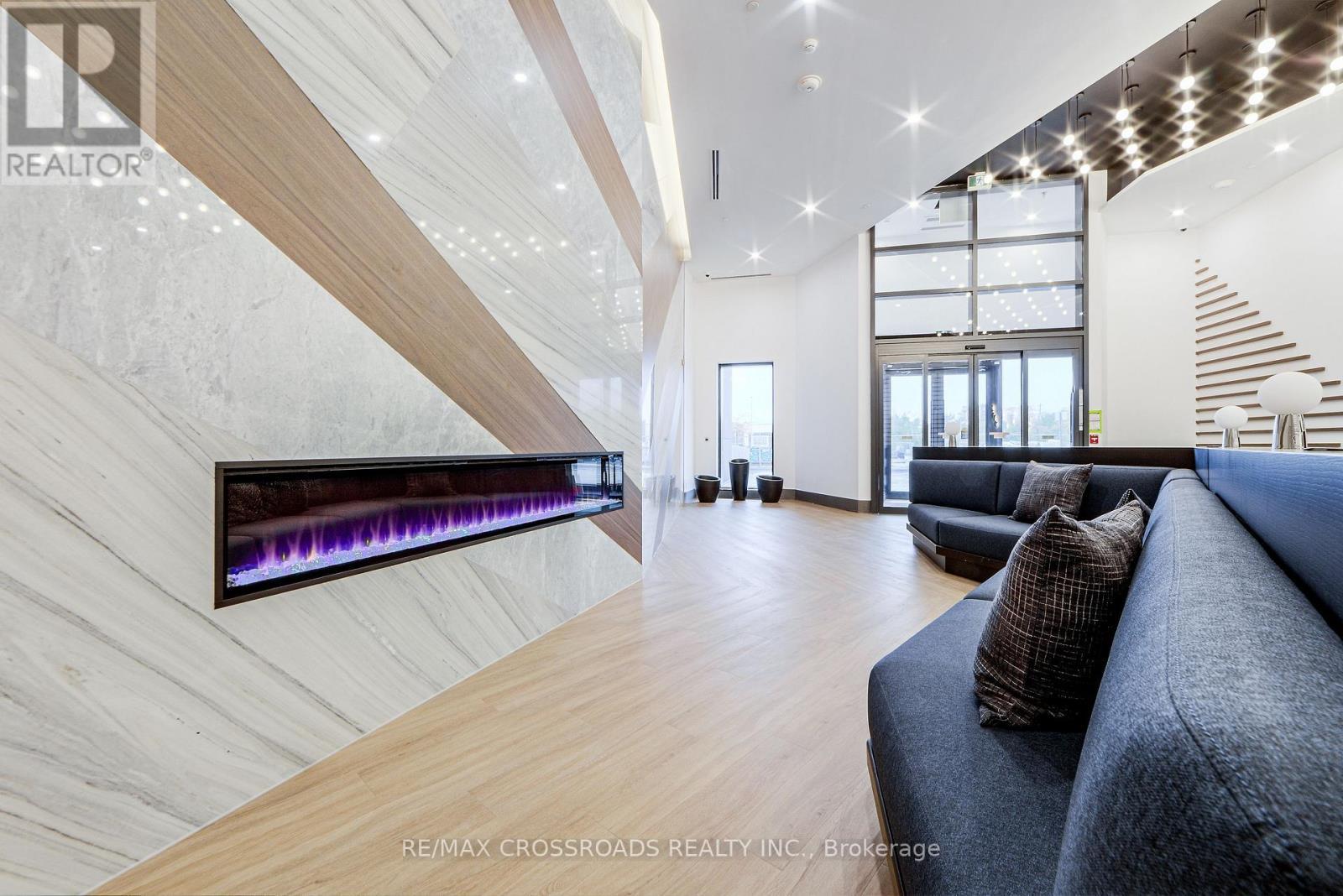 614 - 1037 The Queensway, Toronto, ON - Indoor