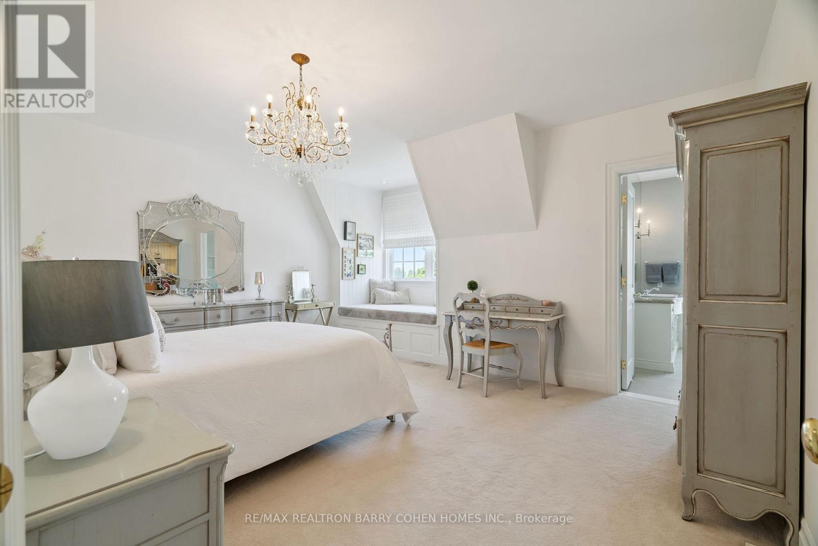 91 Fairfield Drive, King, ON - Indoor Photo Showing Bedroom