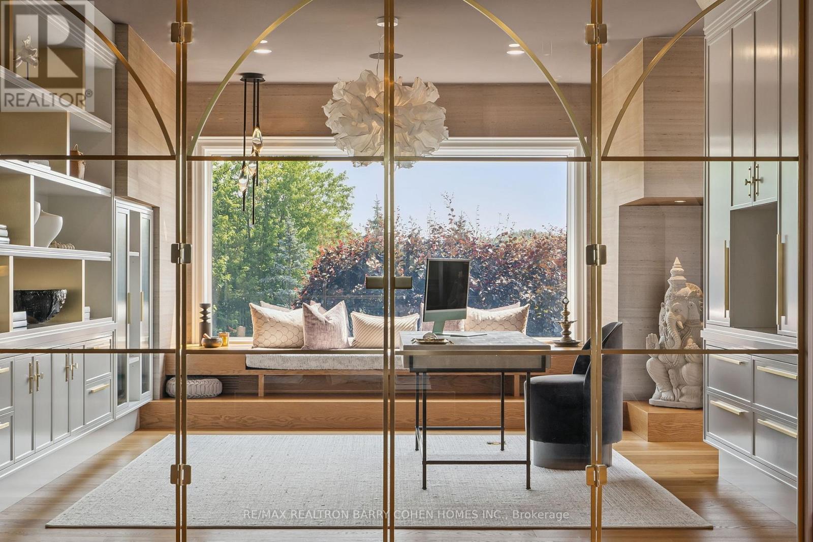 91 Fairfield Drive, King, ON - Indoor Photo Showing Other Room