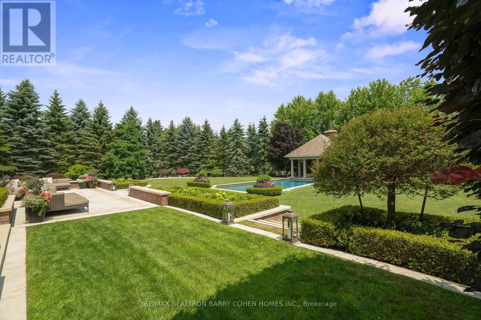 91 Fairfield Drive, King, ON - Outdoor