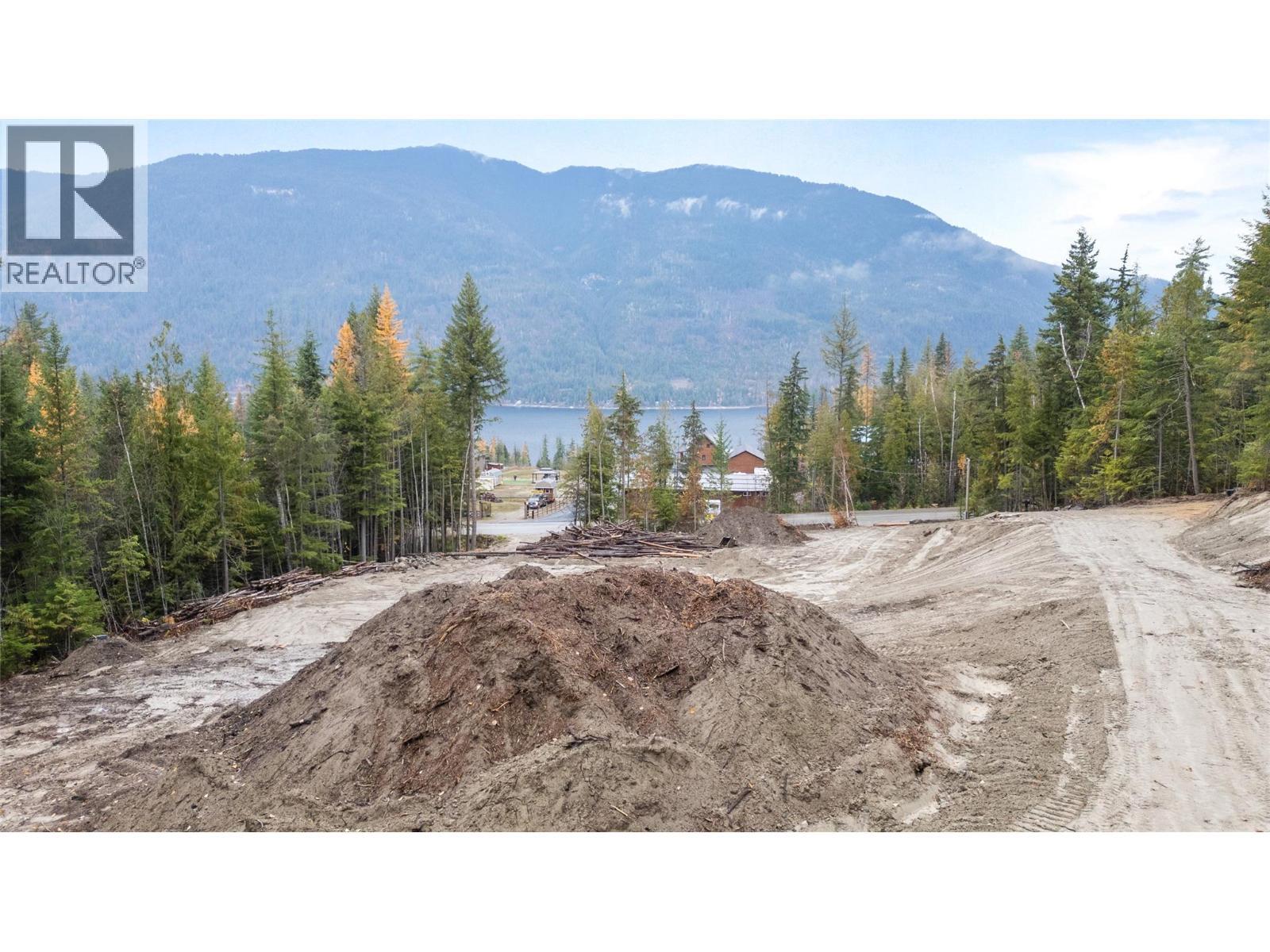 6222 Eagle Bay Road, Eagle Bay, BC