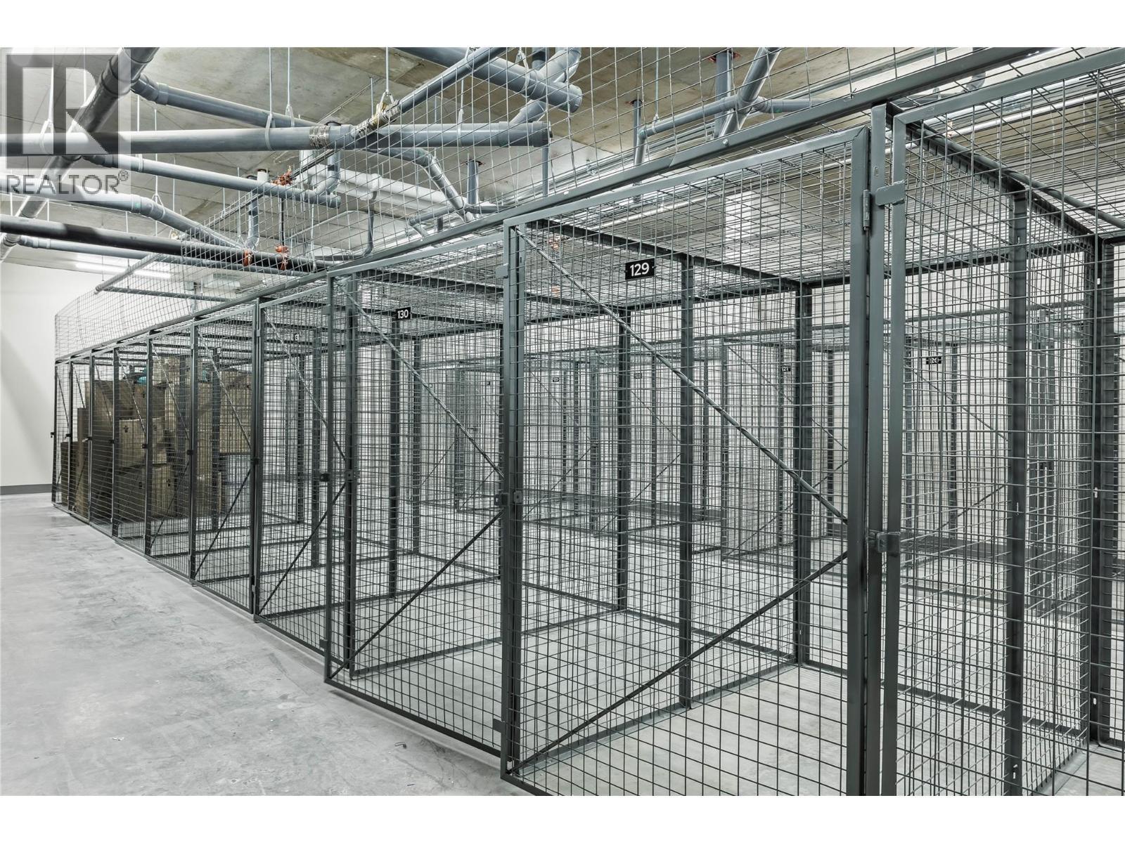 Storage lockers - 3340 Lakeshore Road Unit# 902, Kelowna, BC - Indoor