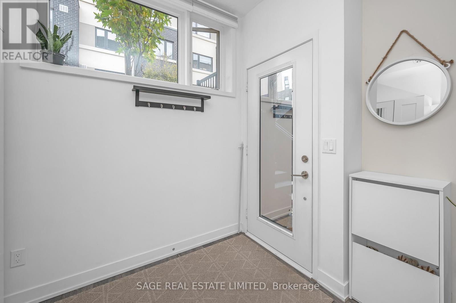 201 - 1137 Cooke Boulevard, Burlington, ON - Indoor Photo Showing Other Room