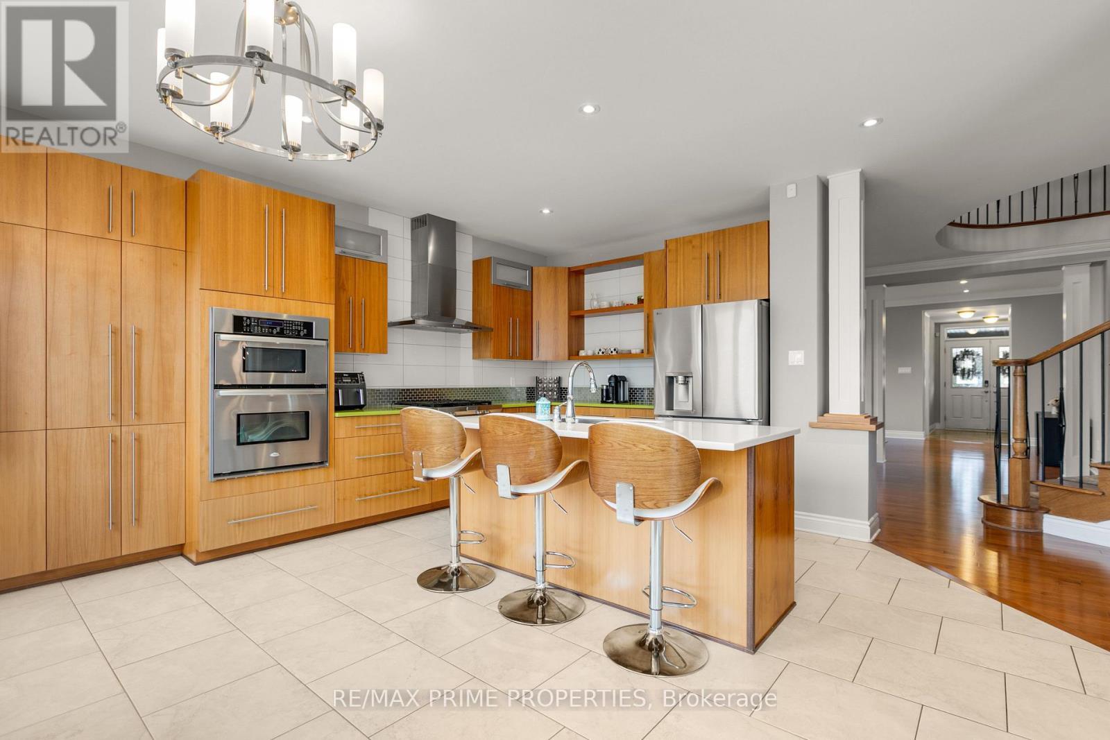 72 Branthaven Street, Ottawa, ON - Indoor Photo Showing Kitchen With Stainless Steel Kitchen