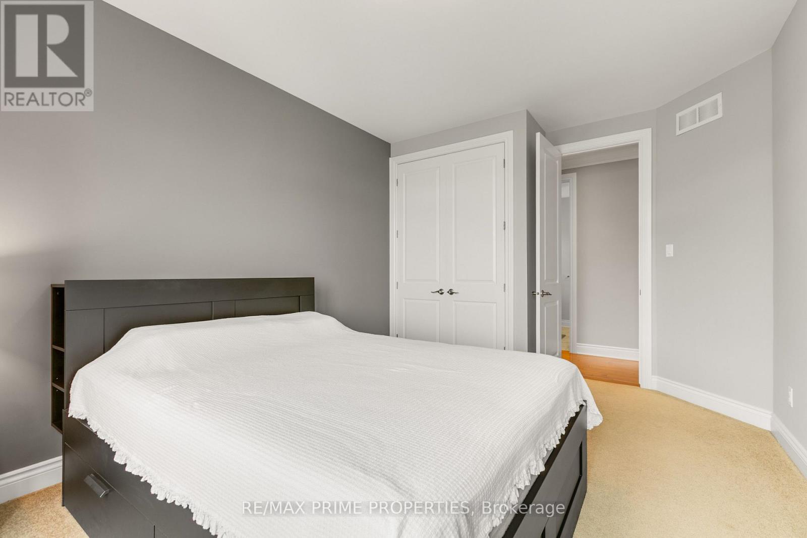 72 Branthaven Street, Ottawa, ON - Indoor Photo Showing Bedroom