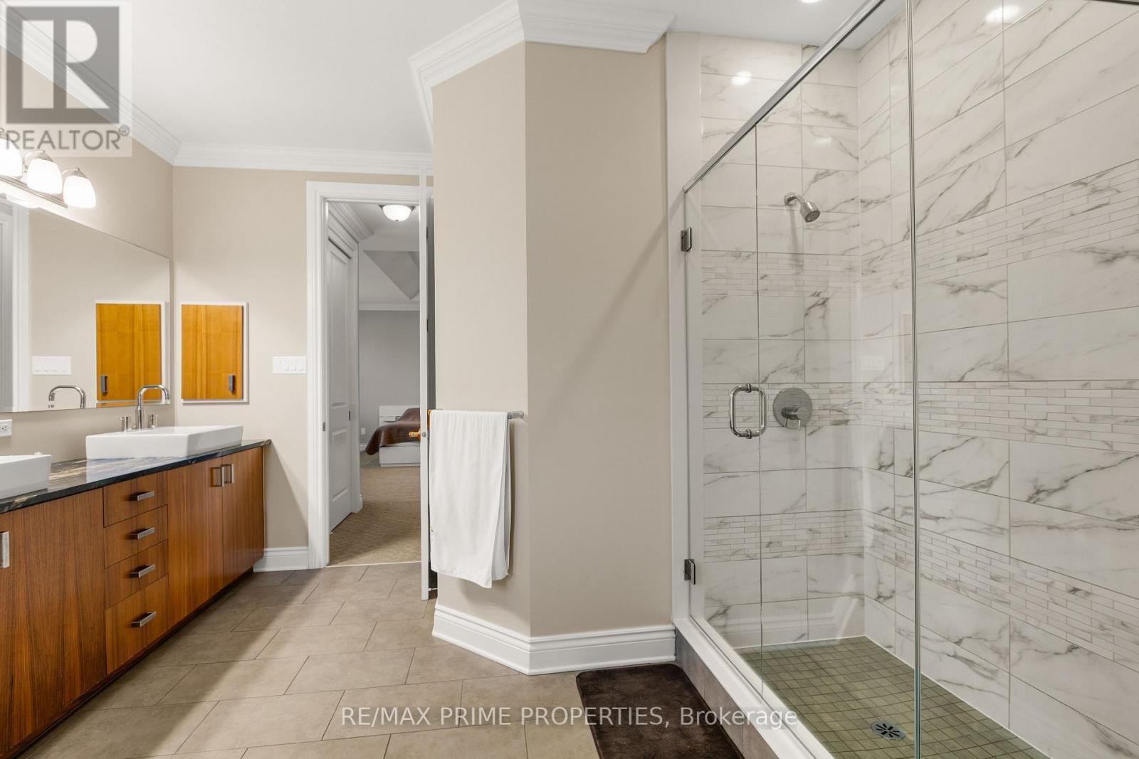 72 Branthaven Street, Ottawa, ON - Indoor Photo Showing Bathroom