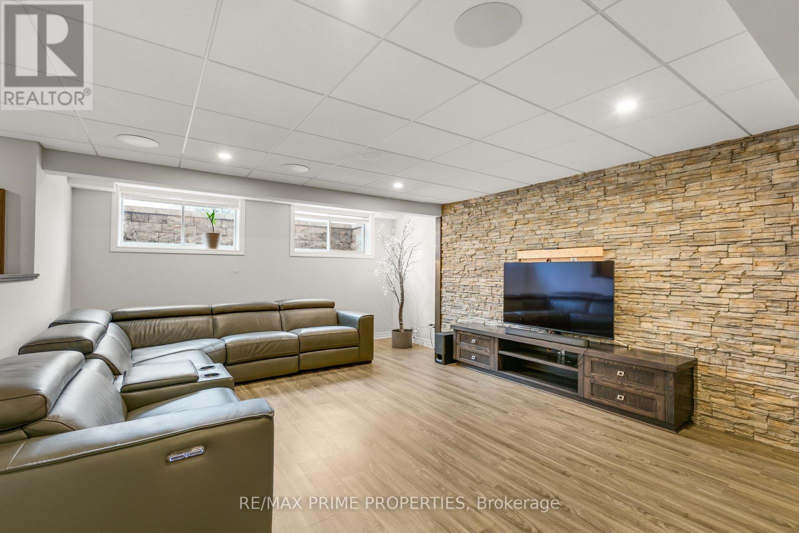 72 Branthaven Street, Ottawa, ON - Indoor Photo Showing Other Room