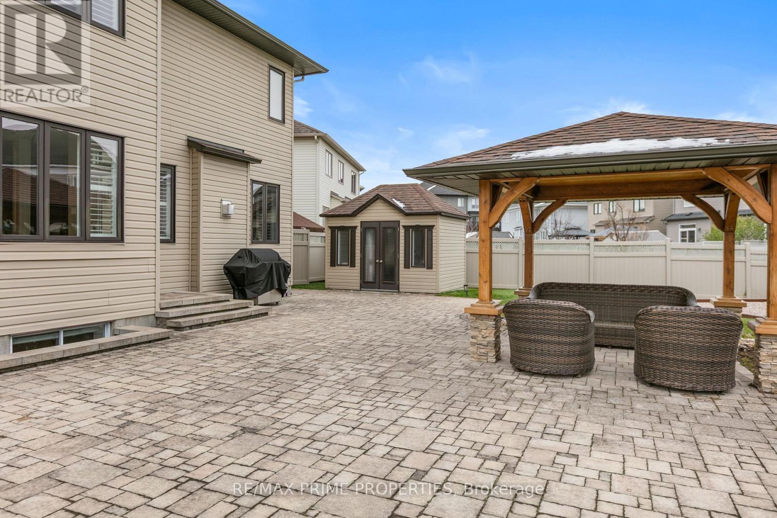 72 Branthaven Street, Ottawa, ON - Outdoor