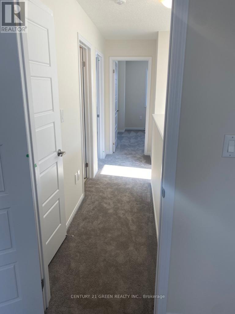 120 Esther Crescent, Thorold, ON - Indoor Photo Showing Other Room