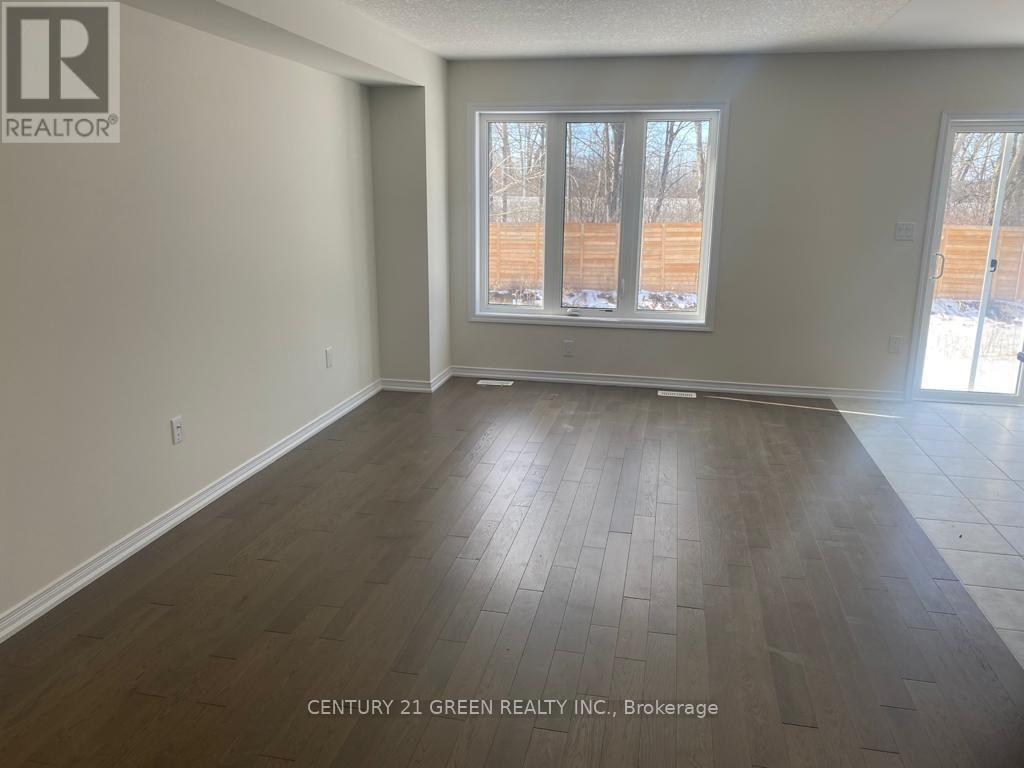 120 Esther Crescent, Thorold, ON - Indoor Photo Showing Other Room