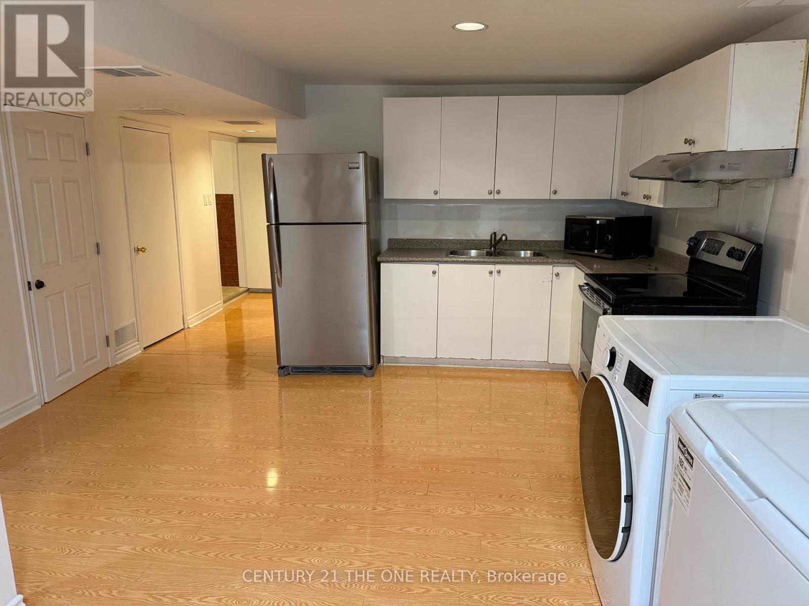 Basement - 185 Campbell Avenue, Vaughan, ON - Indoor Photo Showing Other Room