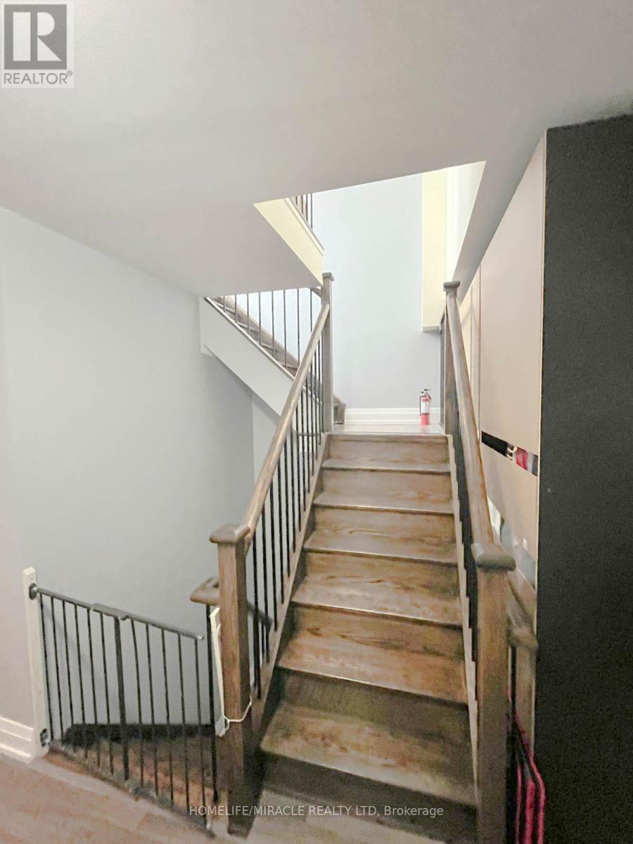 1301 - 565 Wilson Avenue, Toronto, ON - Indoor Photo Showing Other Room