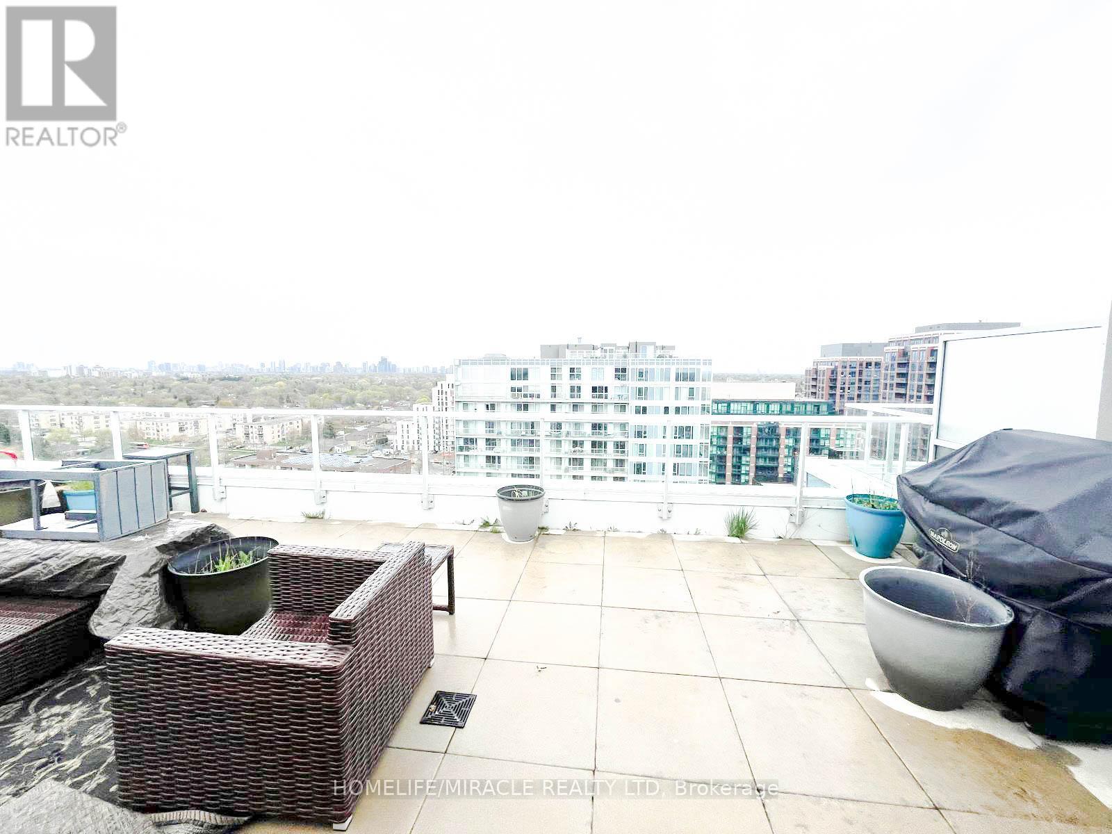 1301 - 565 Wilson Avenue, Toronto, ON - Outdoor