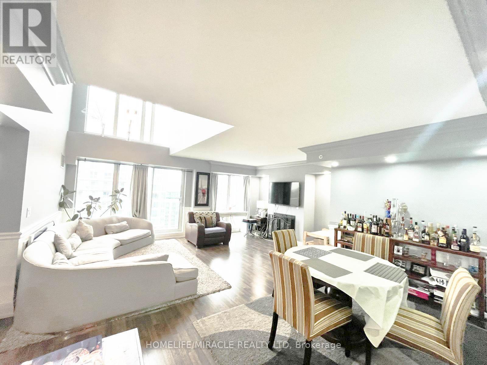 1301 - 565 Wilson Avenue, Toronto, ON - Indoor