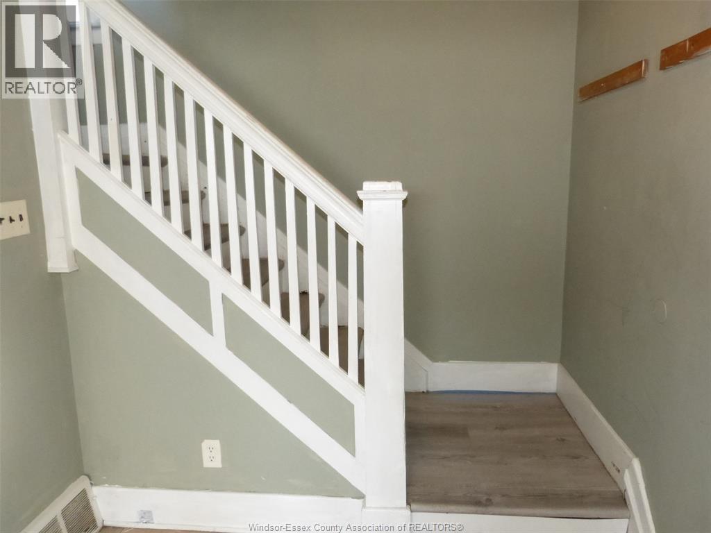 1434 Tecumseh Boulevard West, Windsor, ON - Indoor Photo Showing Other Room