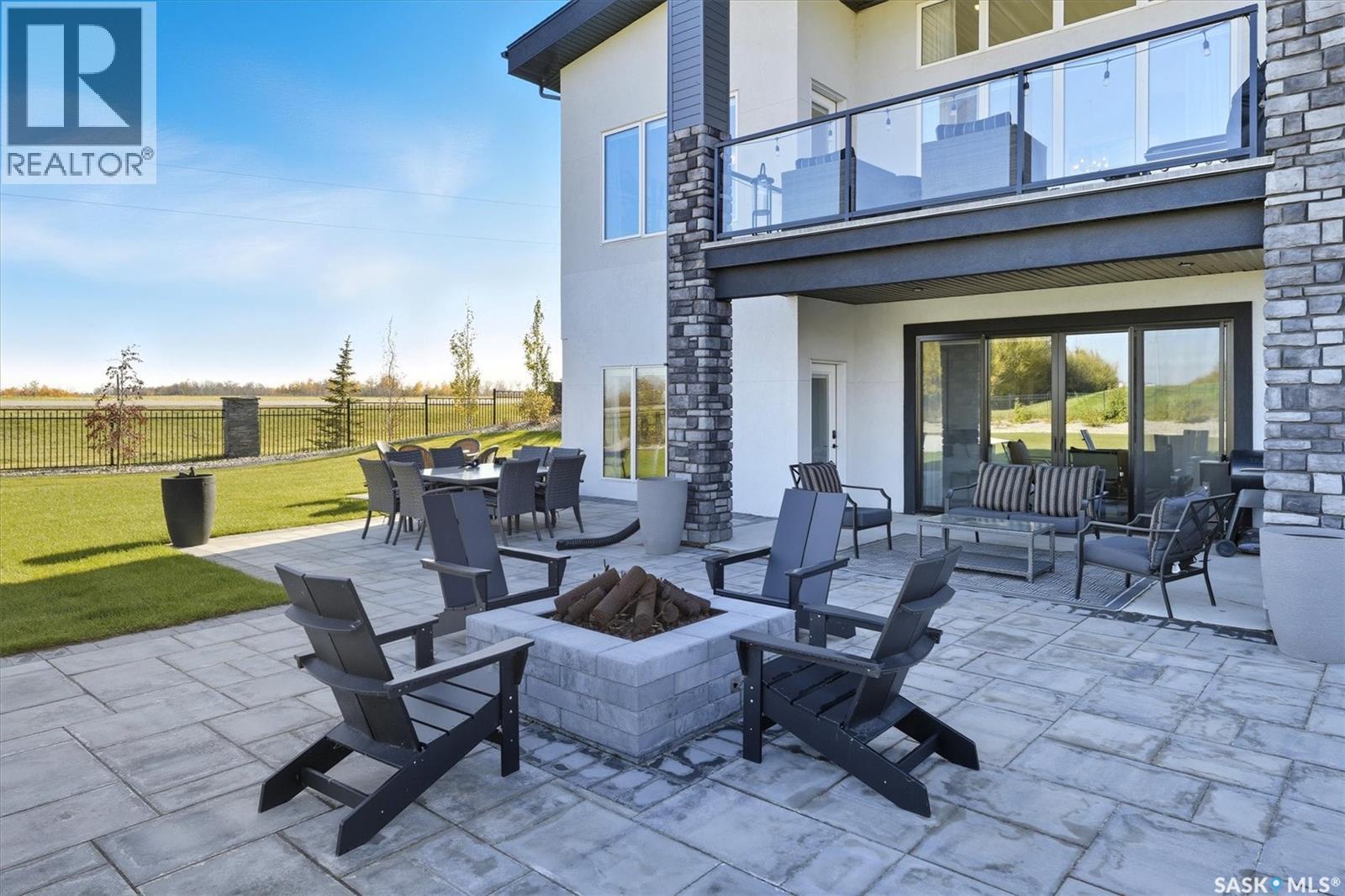 100 Greenbryre Crescent N, Corman Park Rm No. 344, SK - Outdoor With Deck Patio Veranda