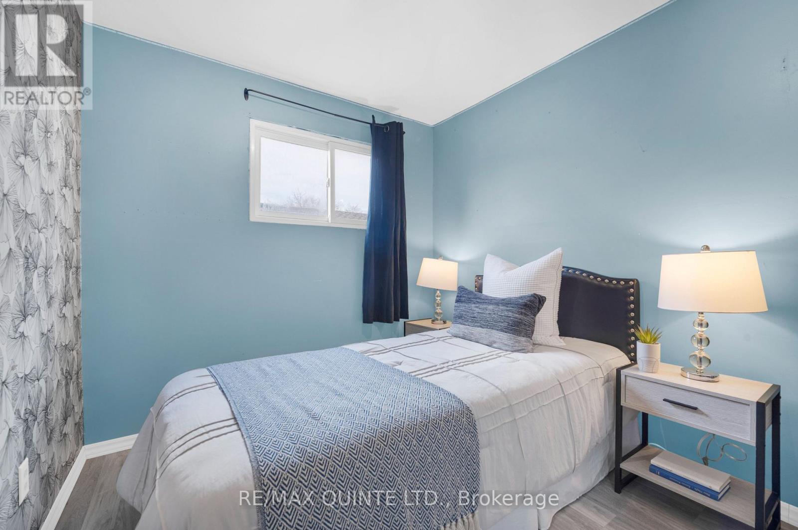 114 - 529 Old Highway 2, Quinte West (Sidney Ward), ON - Indoor Photo Showing Bedroom