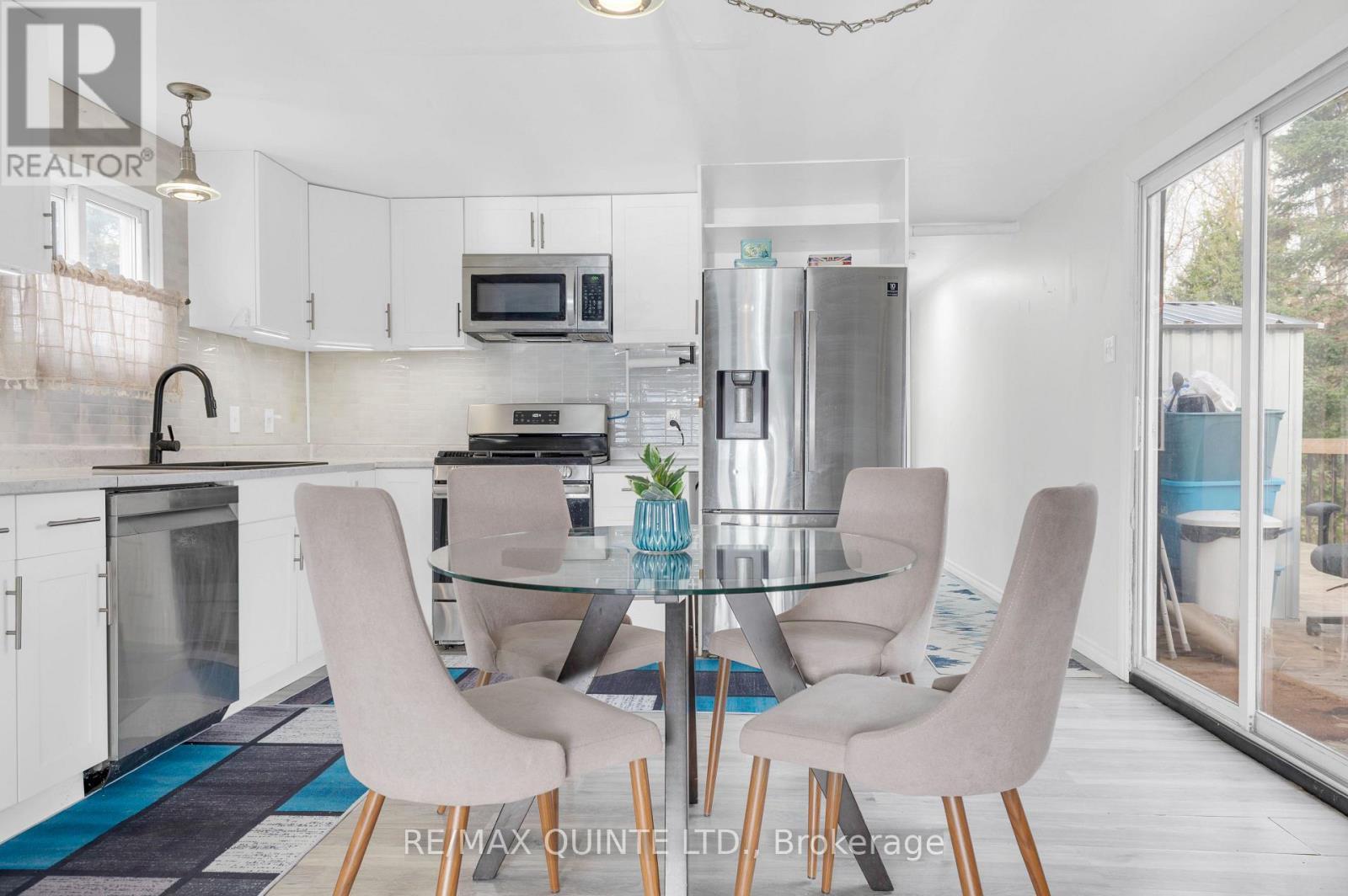 114 - 529 Old Highway 2, Quinte West (Sidney Ward), ON - Indoor