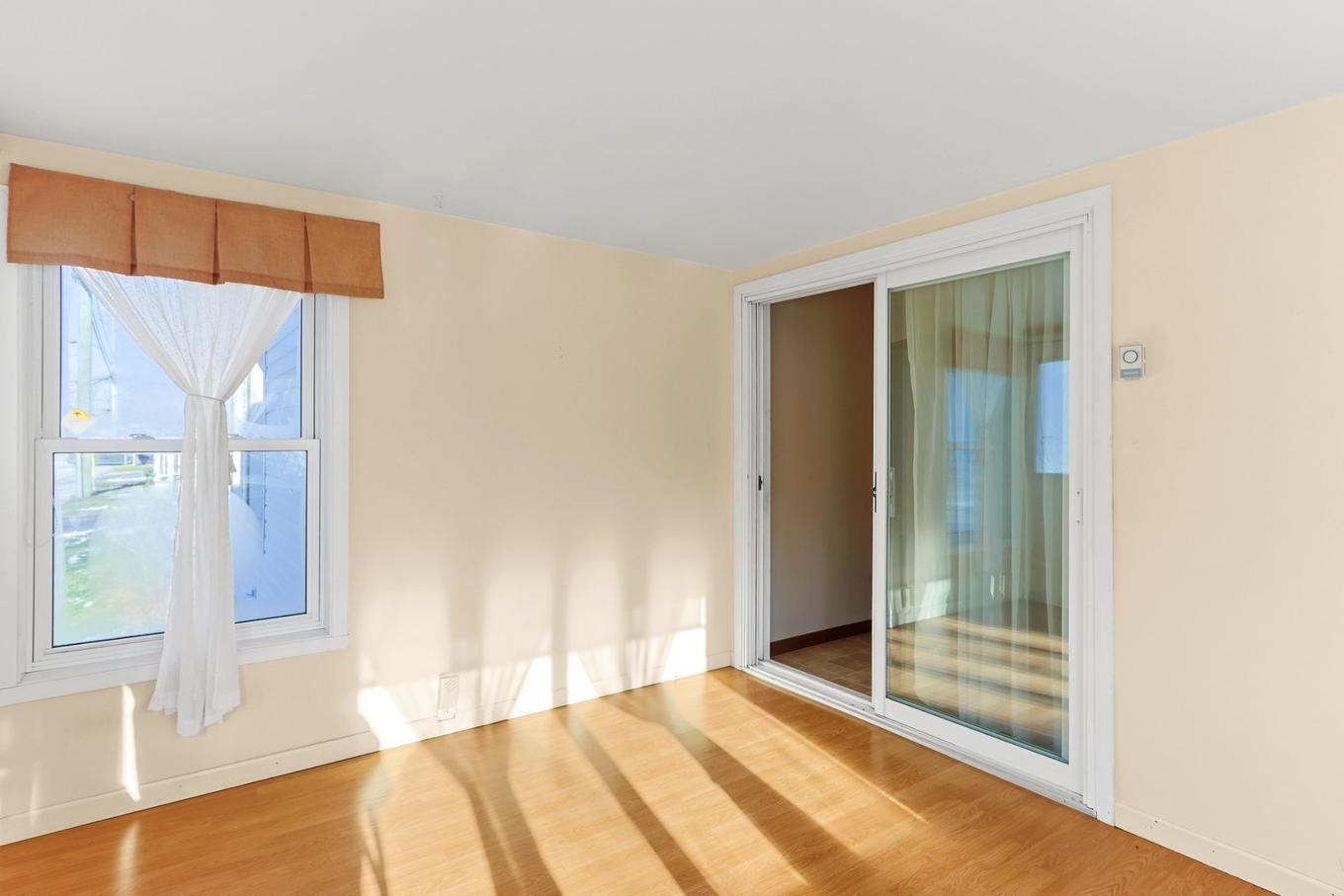 Hall - 22 Rue St-Joseph, Saint-Louis-De-Gonzague, QC - Indoor Photo Showing Other Room