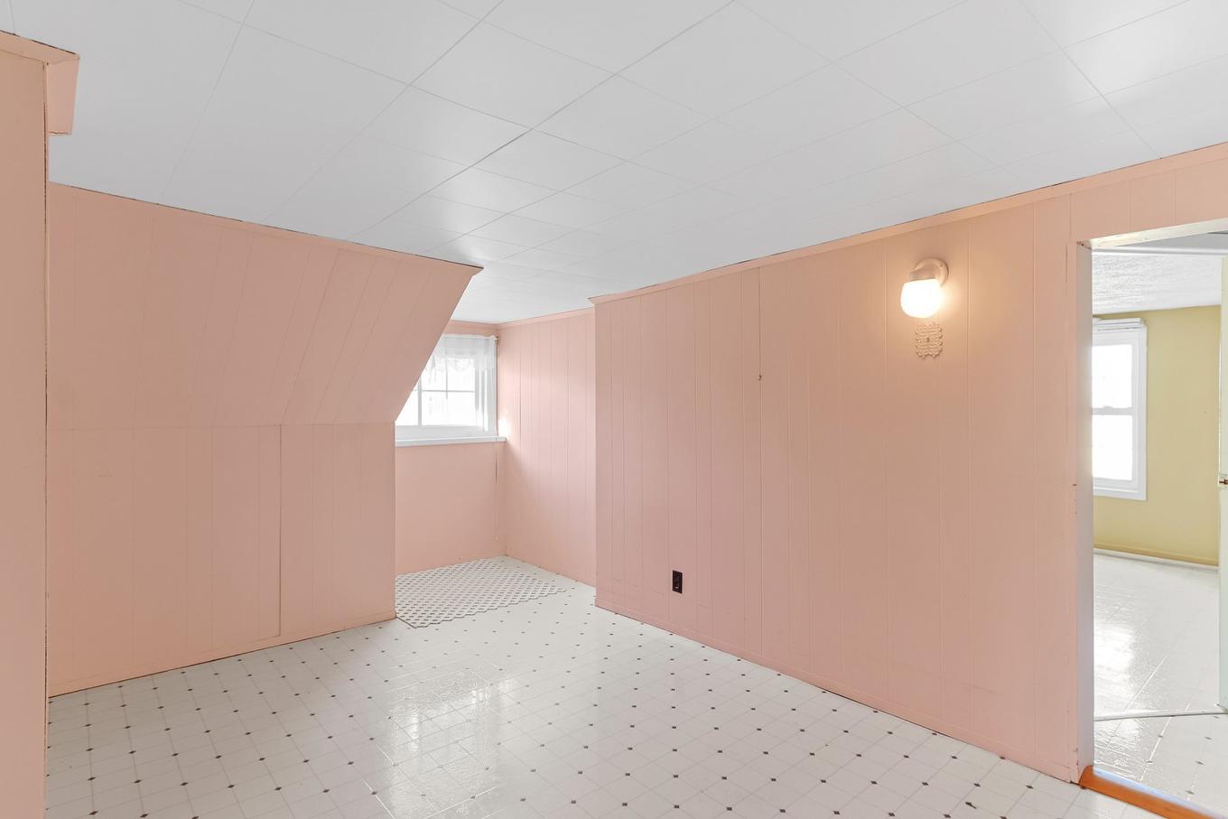 Den - 22 Rue St-Joseph, Saint-Louis-De-Gonzague, QC - Indoor Photo Showing Other Room