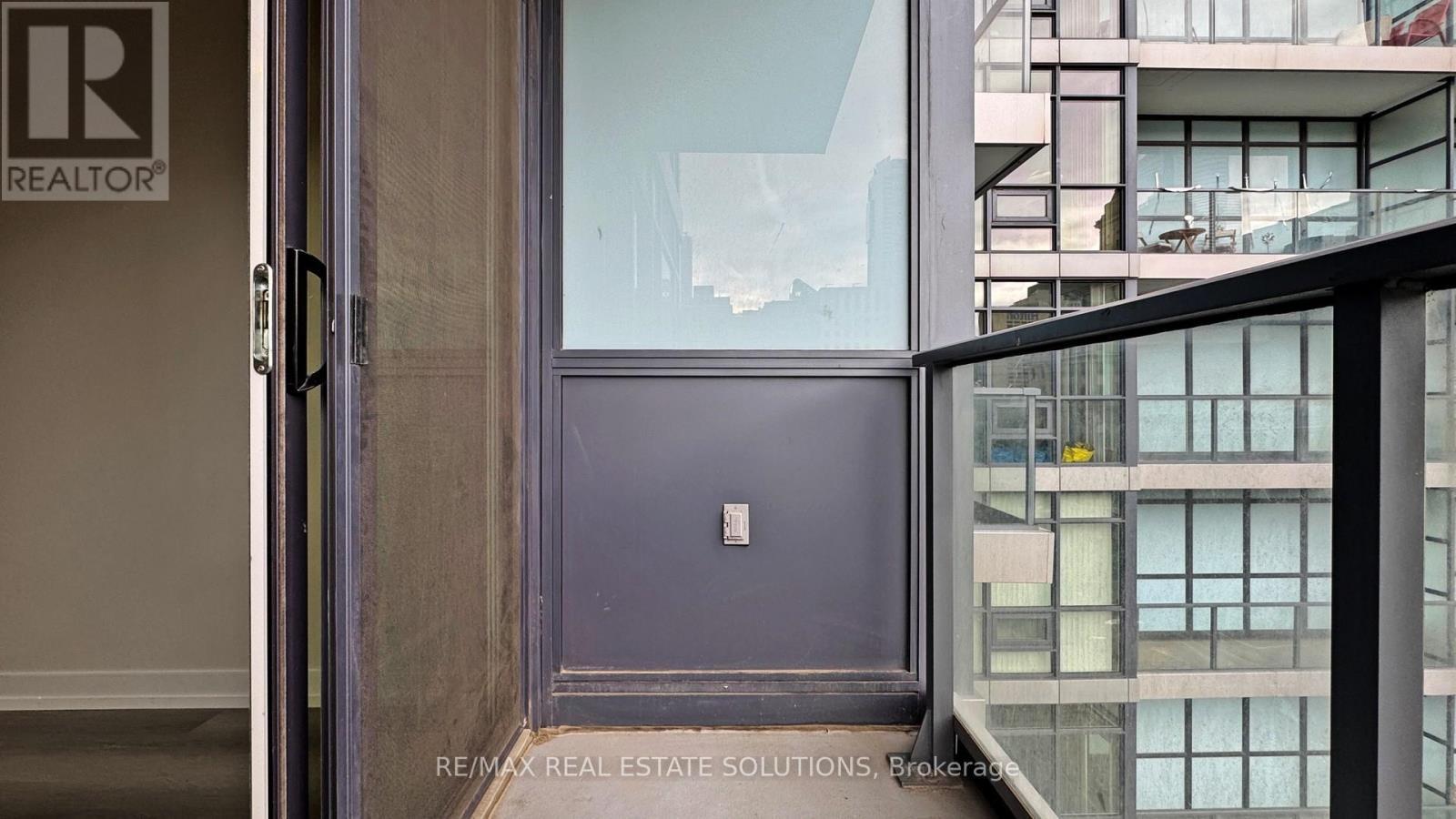 1303 - 210 Simcoe Street, Toronto, ON - With Exterior