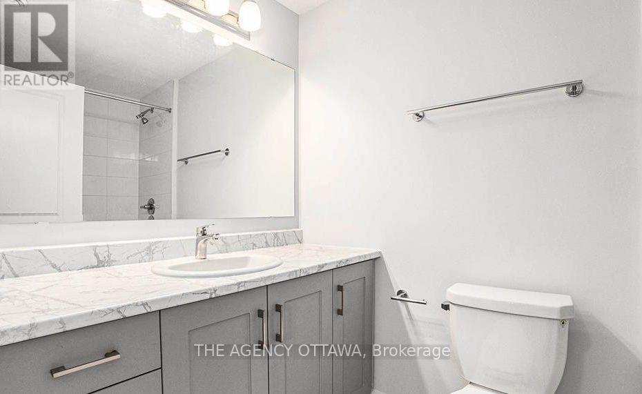 16 - 401 Glenroy Gilbert Drive, Ottawa, ON - Indoor Photo Showing Bathroom