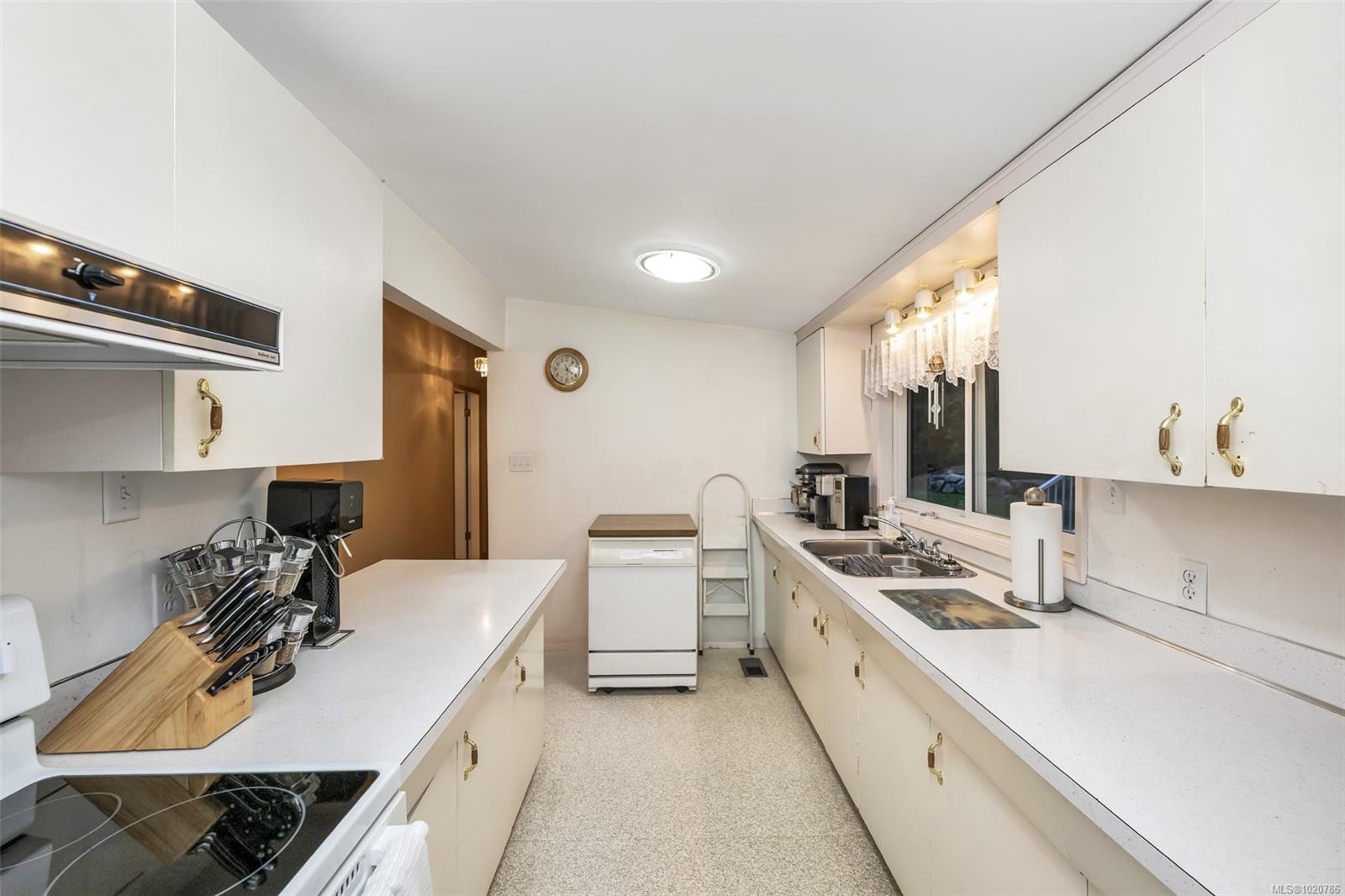 1113 Neild Rd, Metchosin, BC