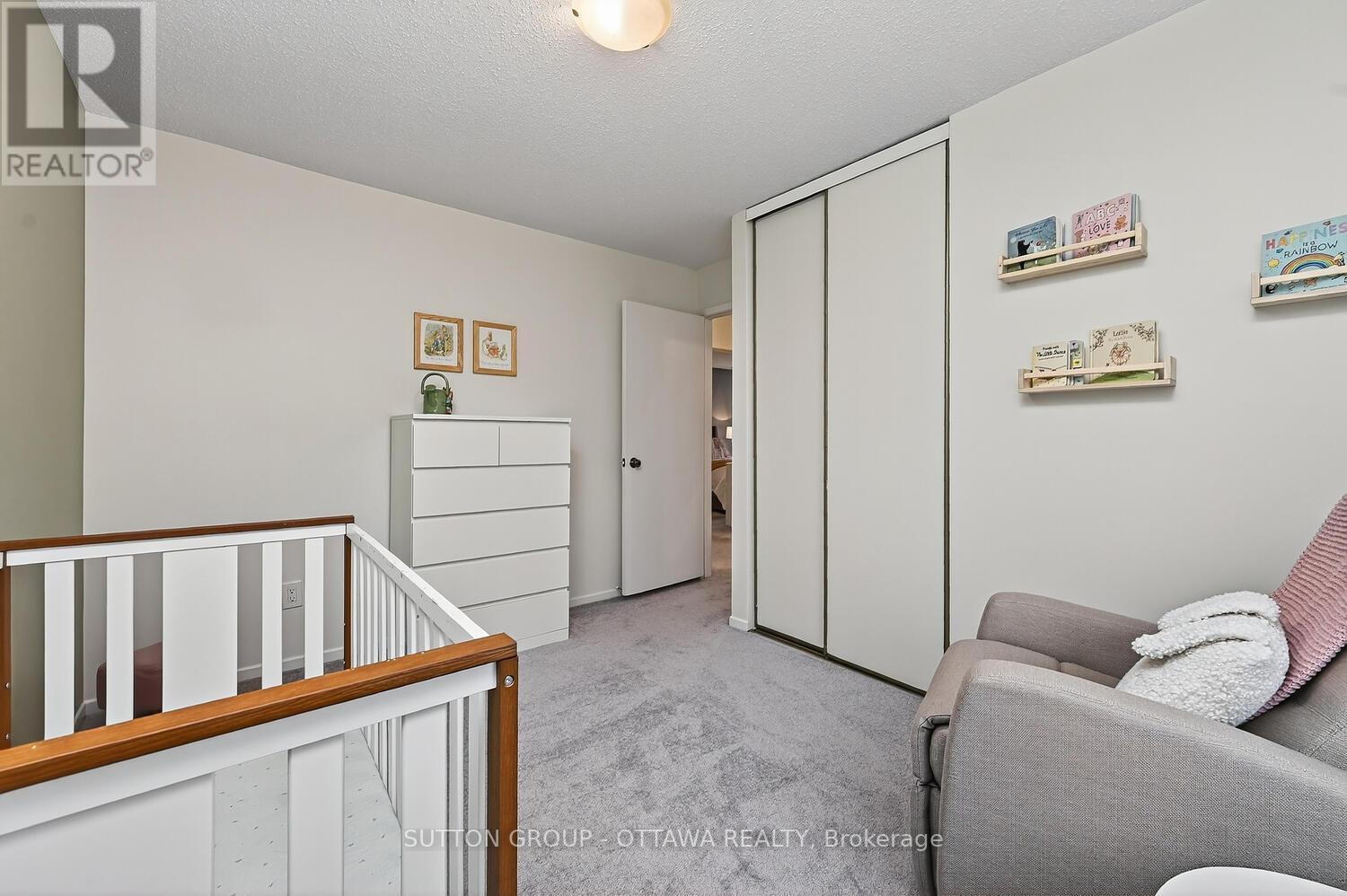 1 Bayside Private, Ottawa, ON - Indoor