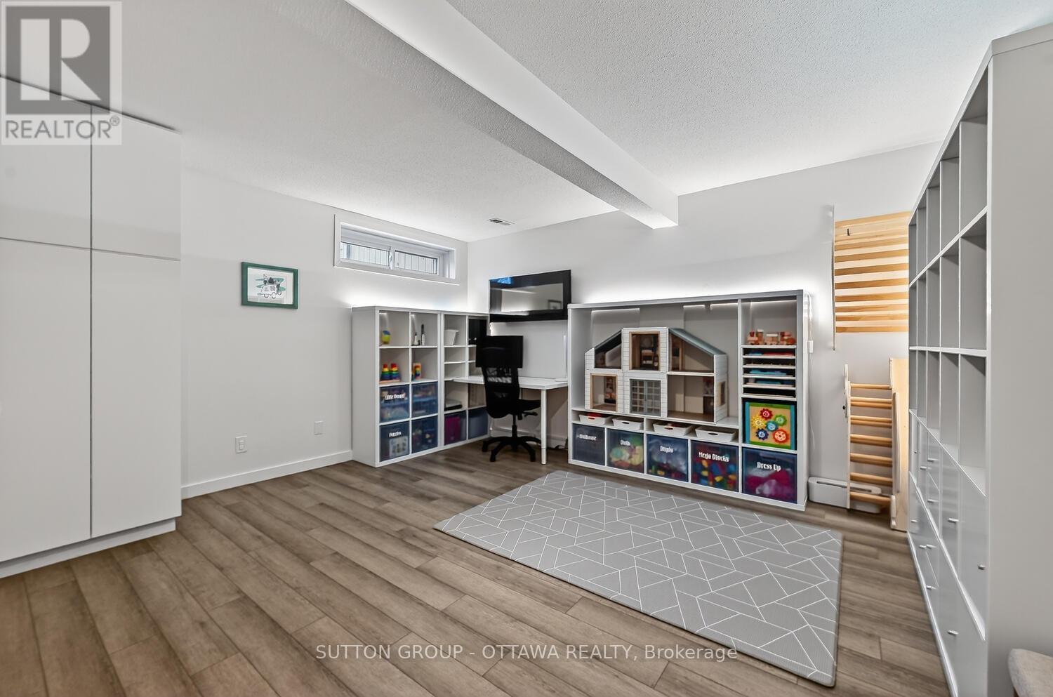 1 Bayside Private, Ottawa, ON - Indoor Photo Showing Other Room