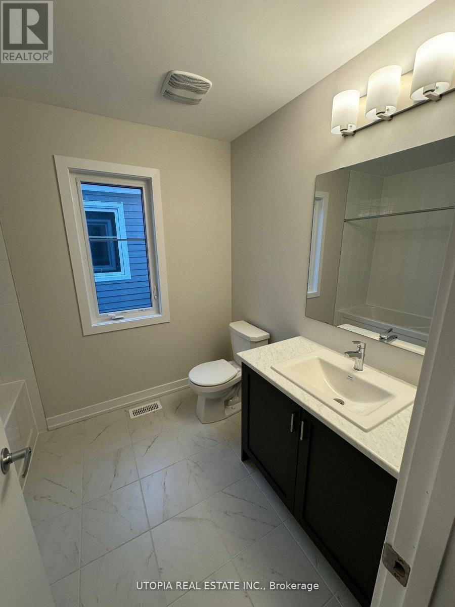 112 Hackamore Crescent, Ottawa, ON - Indoor Photo Showing Bathroom