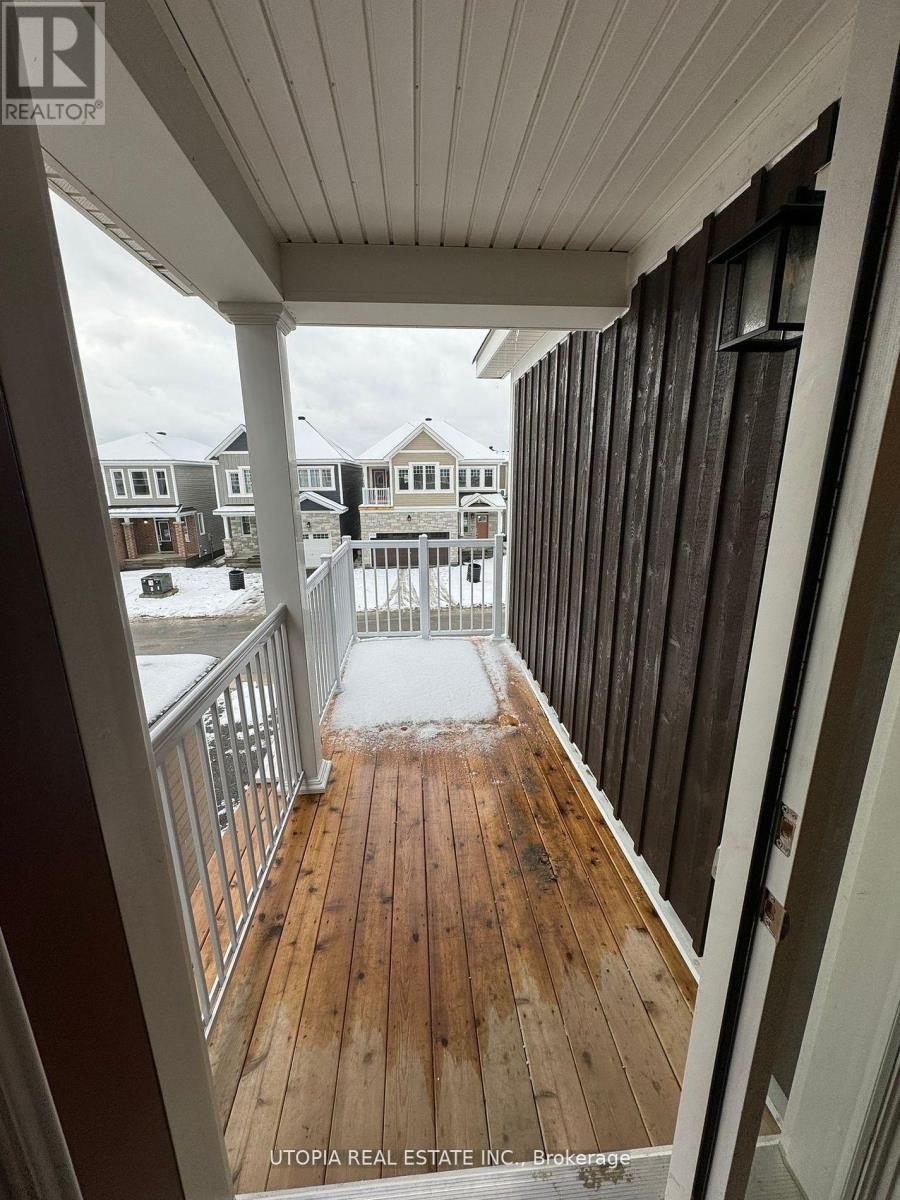 112 Hackamore Crescent, Ottawa, ON - With Exterior