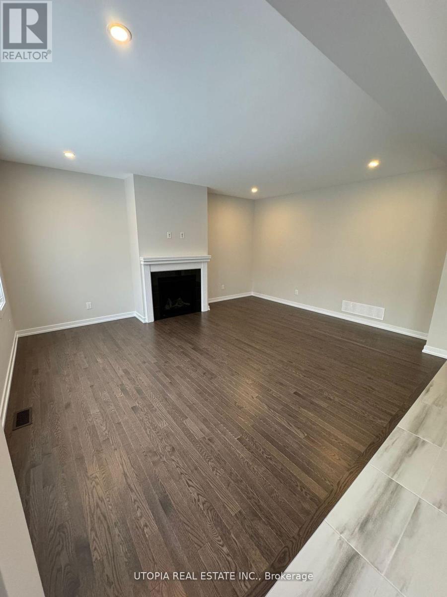 112 Hackamore Crescent, Ottawa, ON - Indoor Photo Showing Other Room