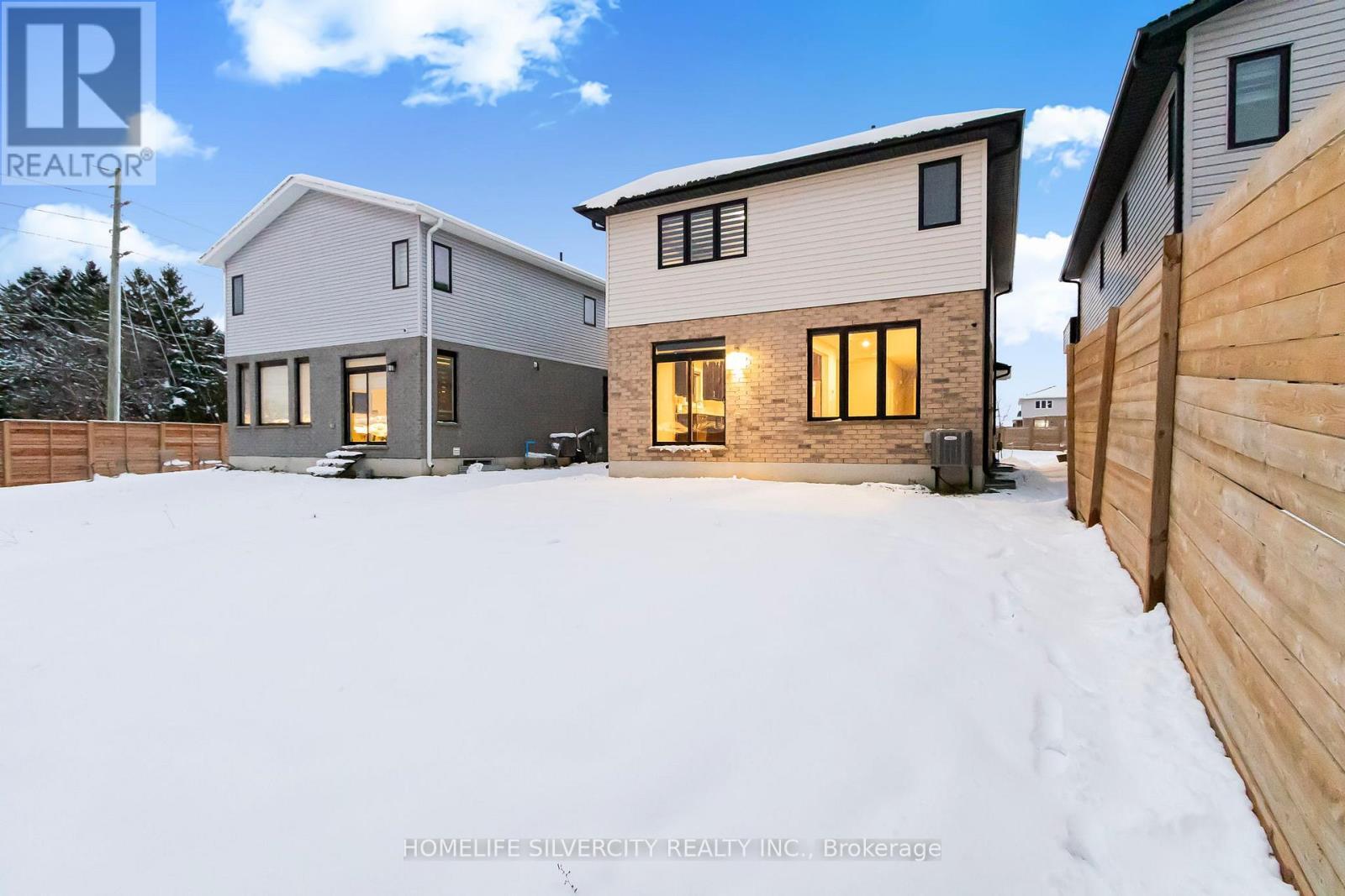 1601 Henrica Avenue, London North, ON - Outdoor With Exterior