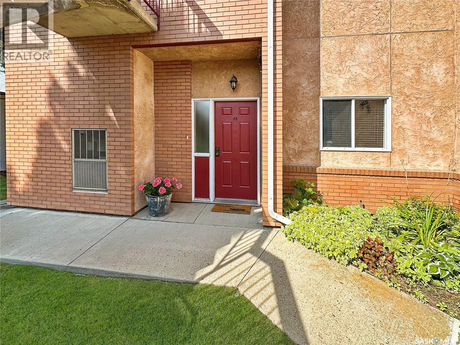 A1 532 River Street, Prince Albert, SK - Outdoor With Exterior