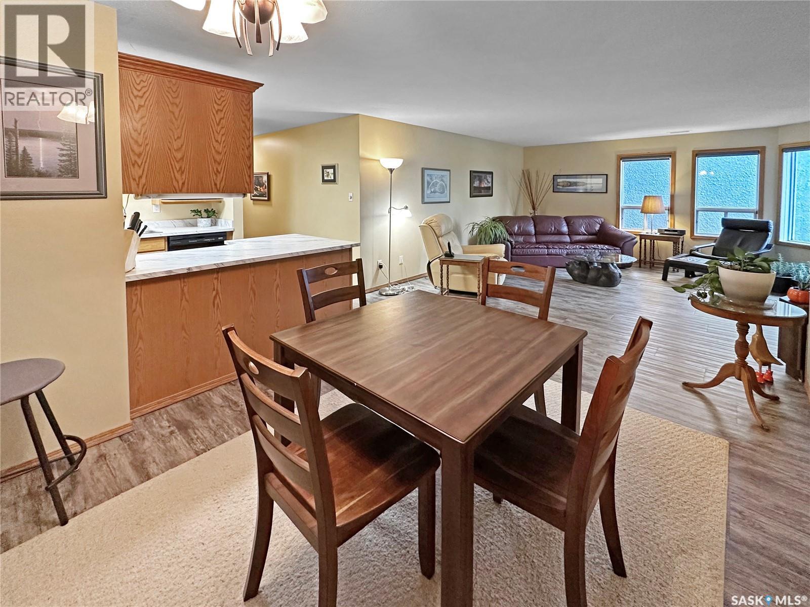 A1 532 River Street, Prince Albert, SK - Indoor Photo Showing Dining Room