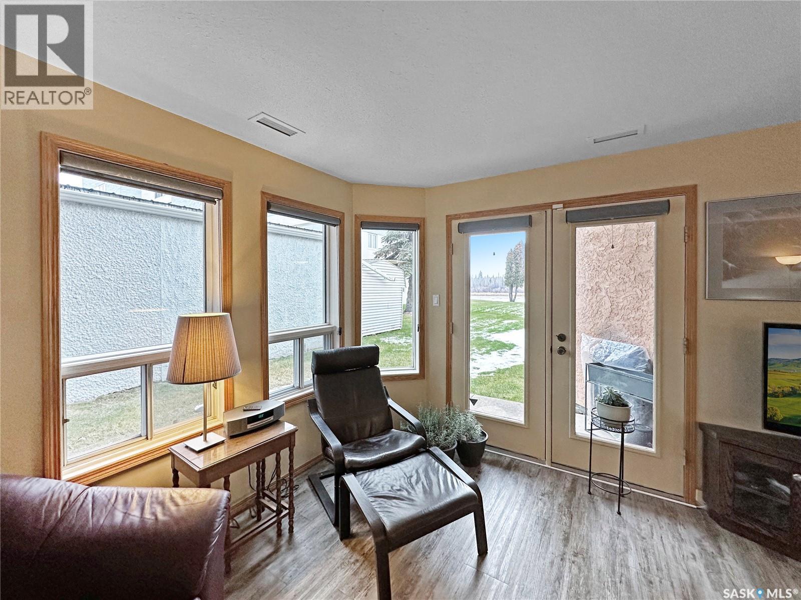 A1 532 River Street, Prince Albert, SK - Indoor
