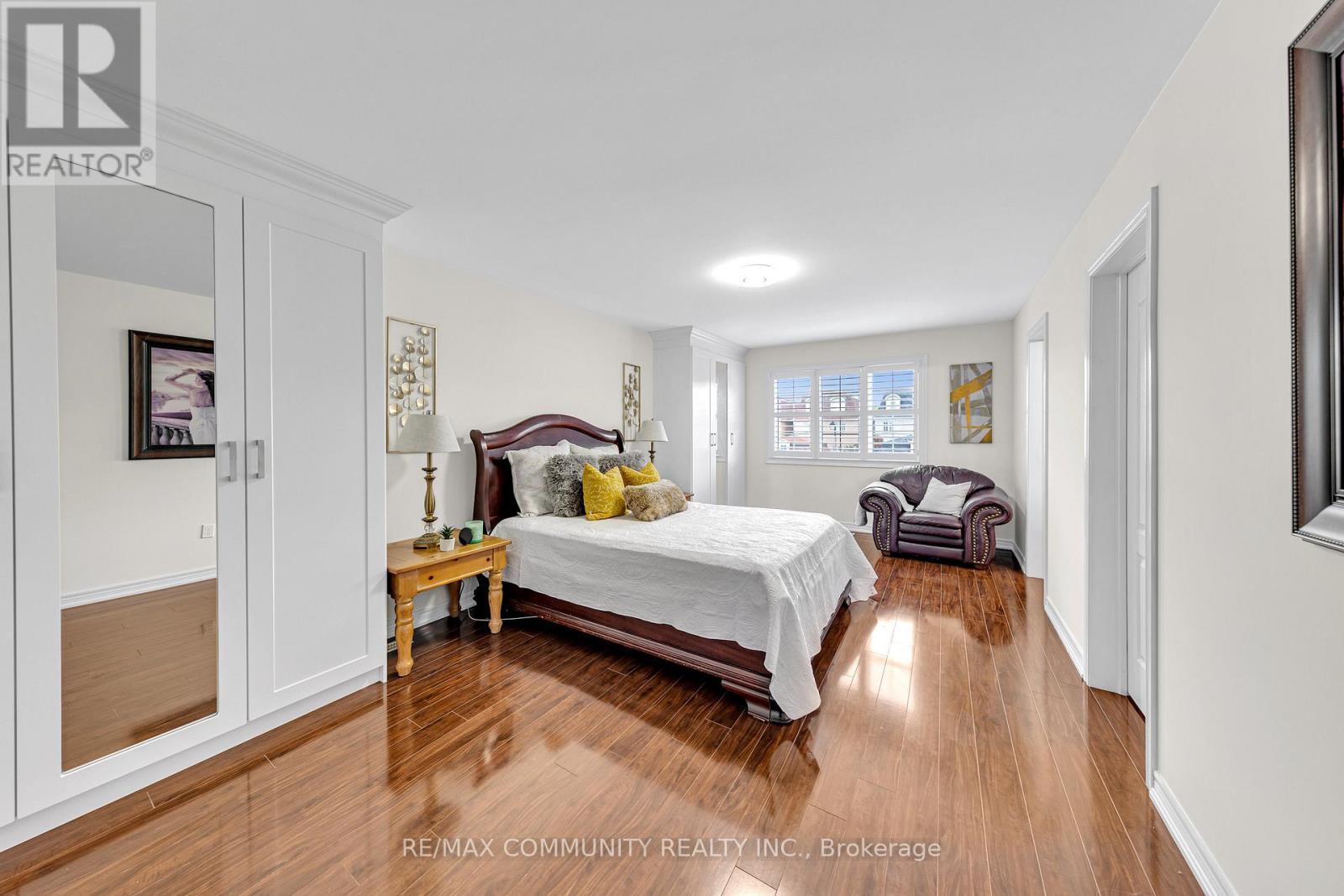 17 Rouge Bank Drive, Markham, ON - Indoor Photo Showing Bedroom