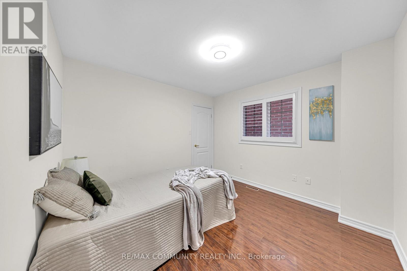 17 Rouge Bank Drive, Markham, ON - Indoor Photo Showing Bedroom