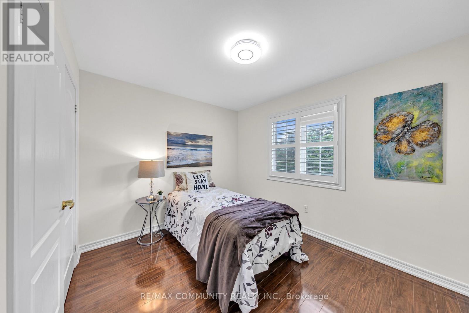 17 Rouge Bank Drive, Markham, ON - Indoor Photo Showing Bedroom