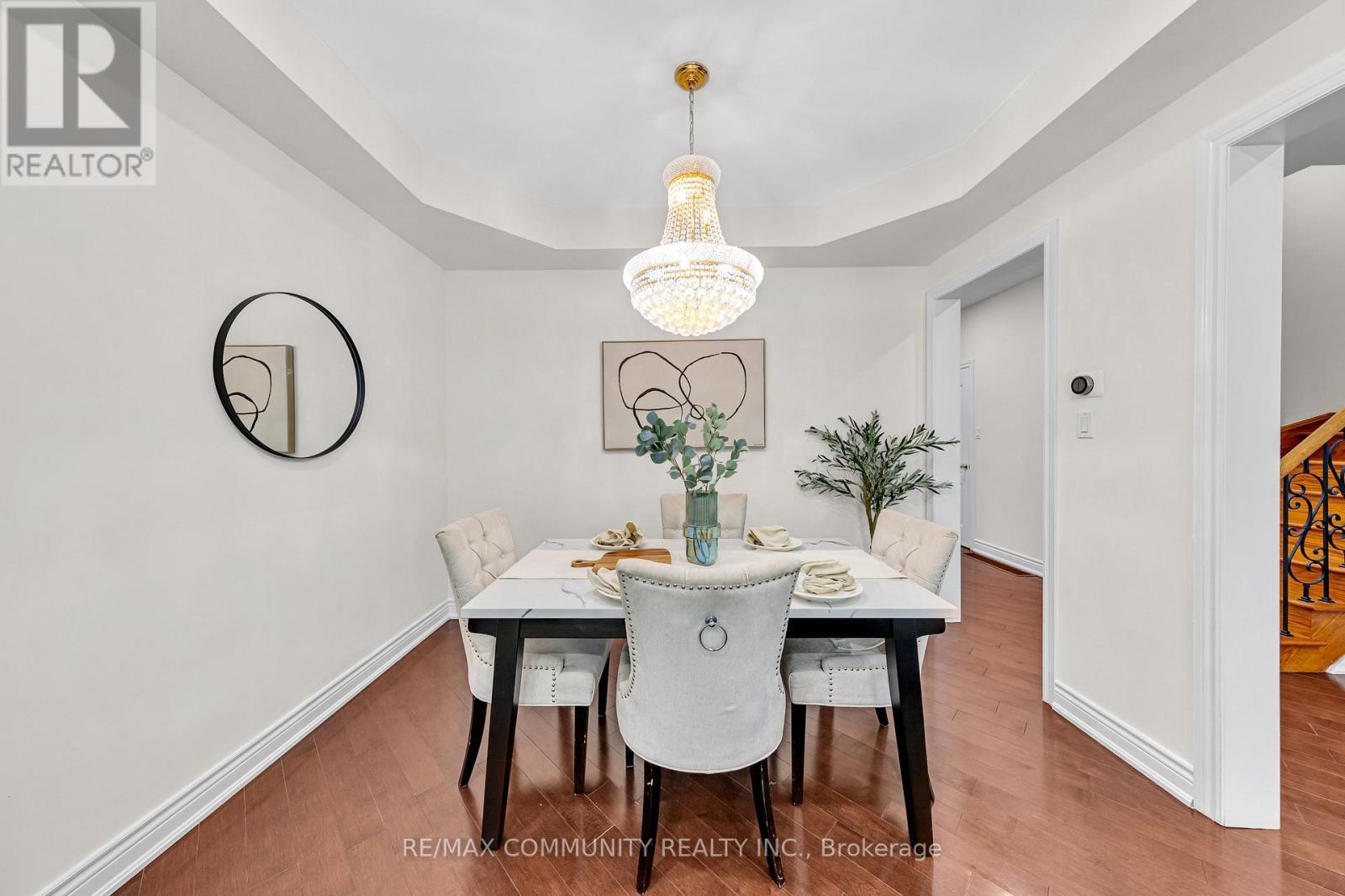 17 Rouge Bank Drive, Markham, ON - Indoor Photo Showing Dining Room