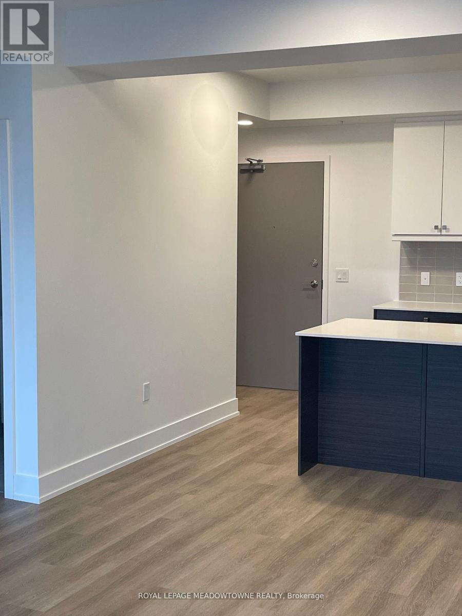 407 - 19B West Street N, Kawartha Lakes, ON - Indoor