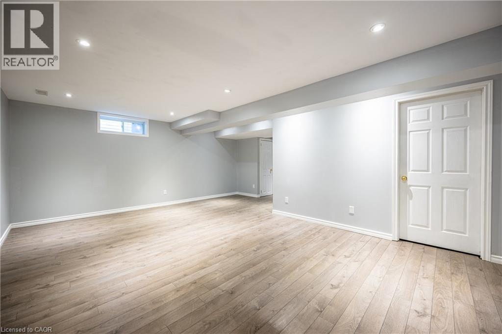 35 Indigo Street, Kitchener, ON - Indoor