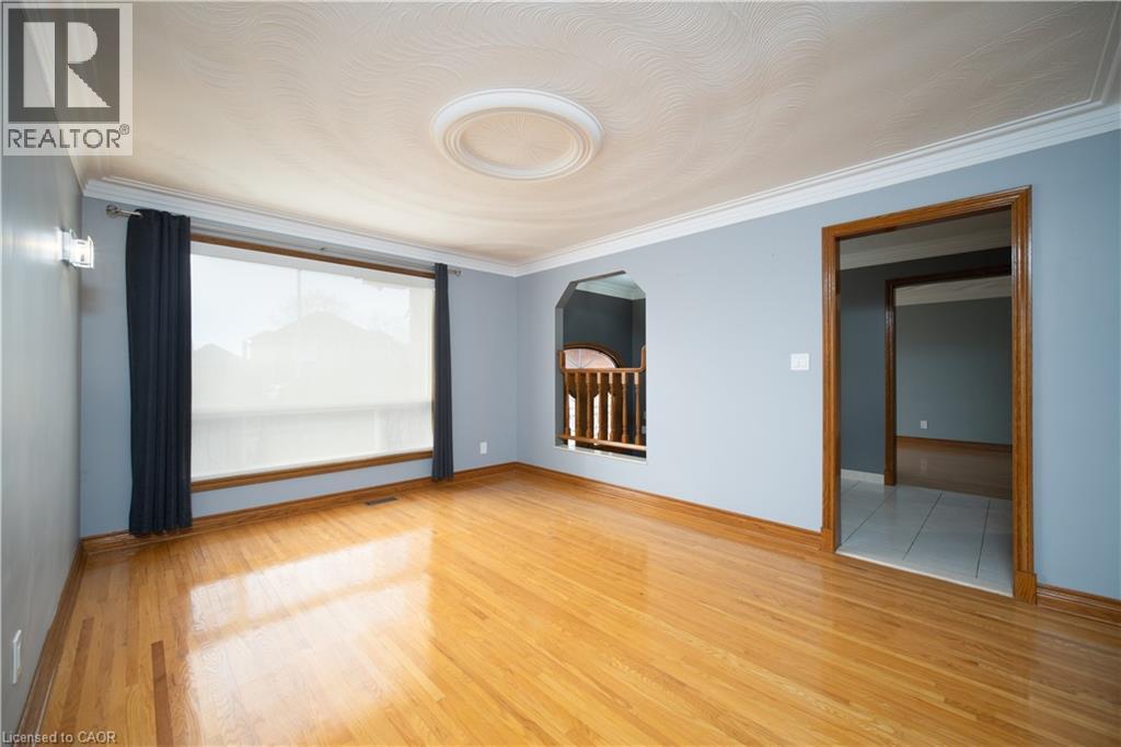 123 Eleanor Avenue Unit# Main, Hamilton, ON - Indoor Photo Showing Other Room