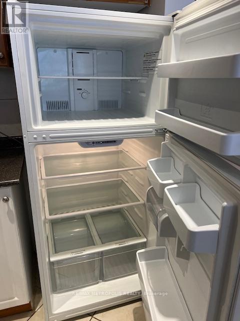 1431 & 1433 Gerrard Street E, Toronto, ON - Indoor