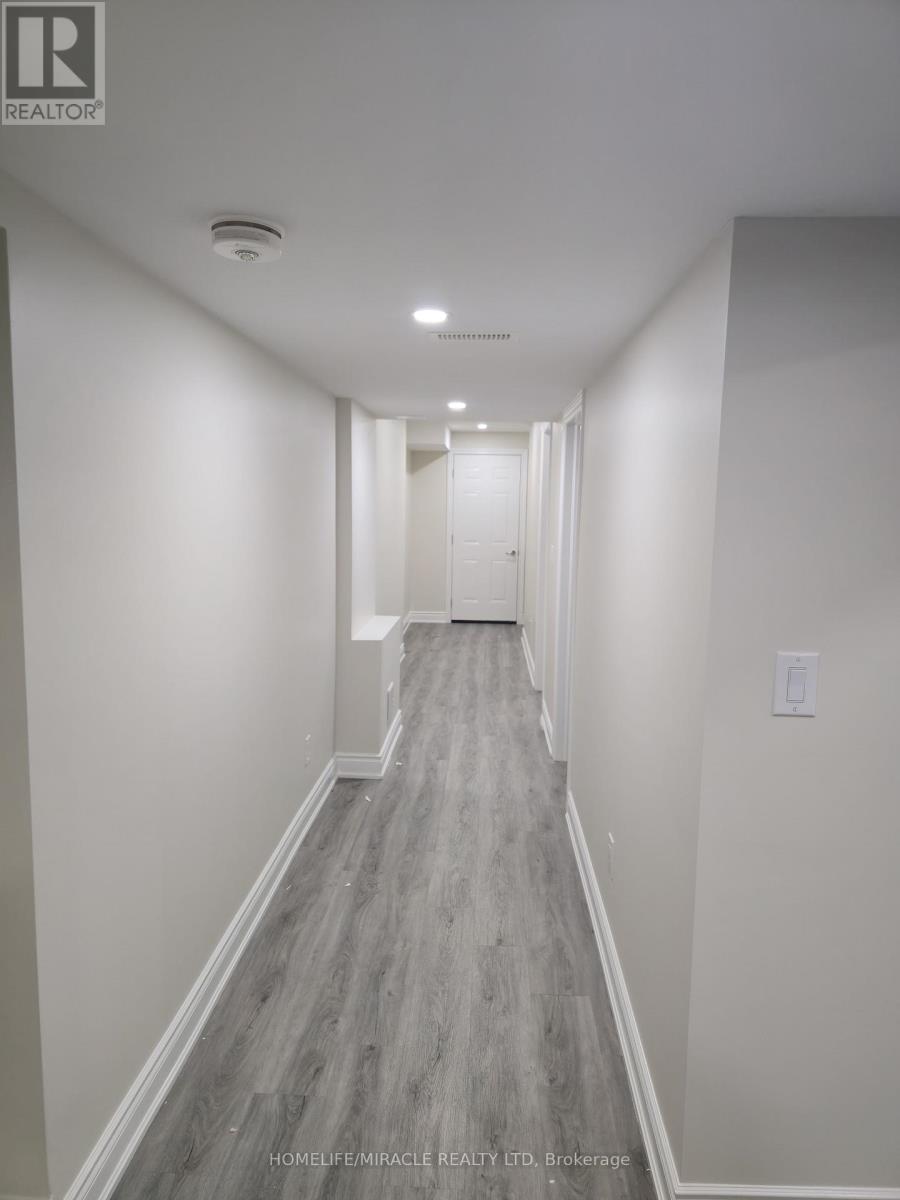 Basement Apartment - 23 Elverton Crescent, Brampton, ON - Indoor Photo Showing Other Room